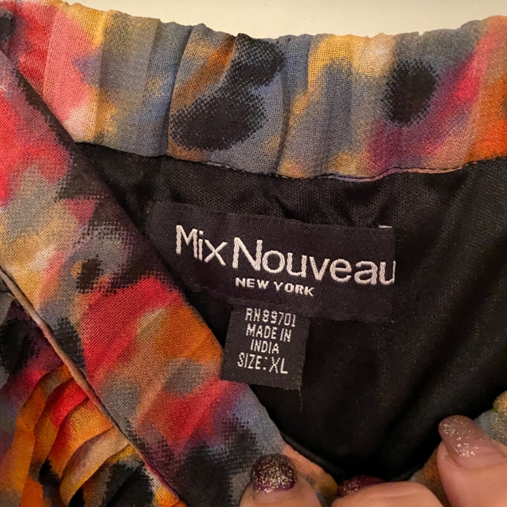 Multi coloured chiffon mini pleated skirt - Picture 4 of 4